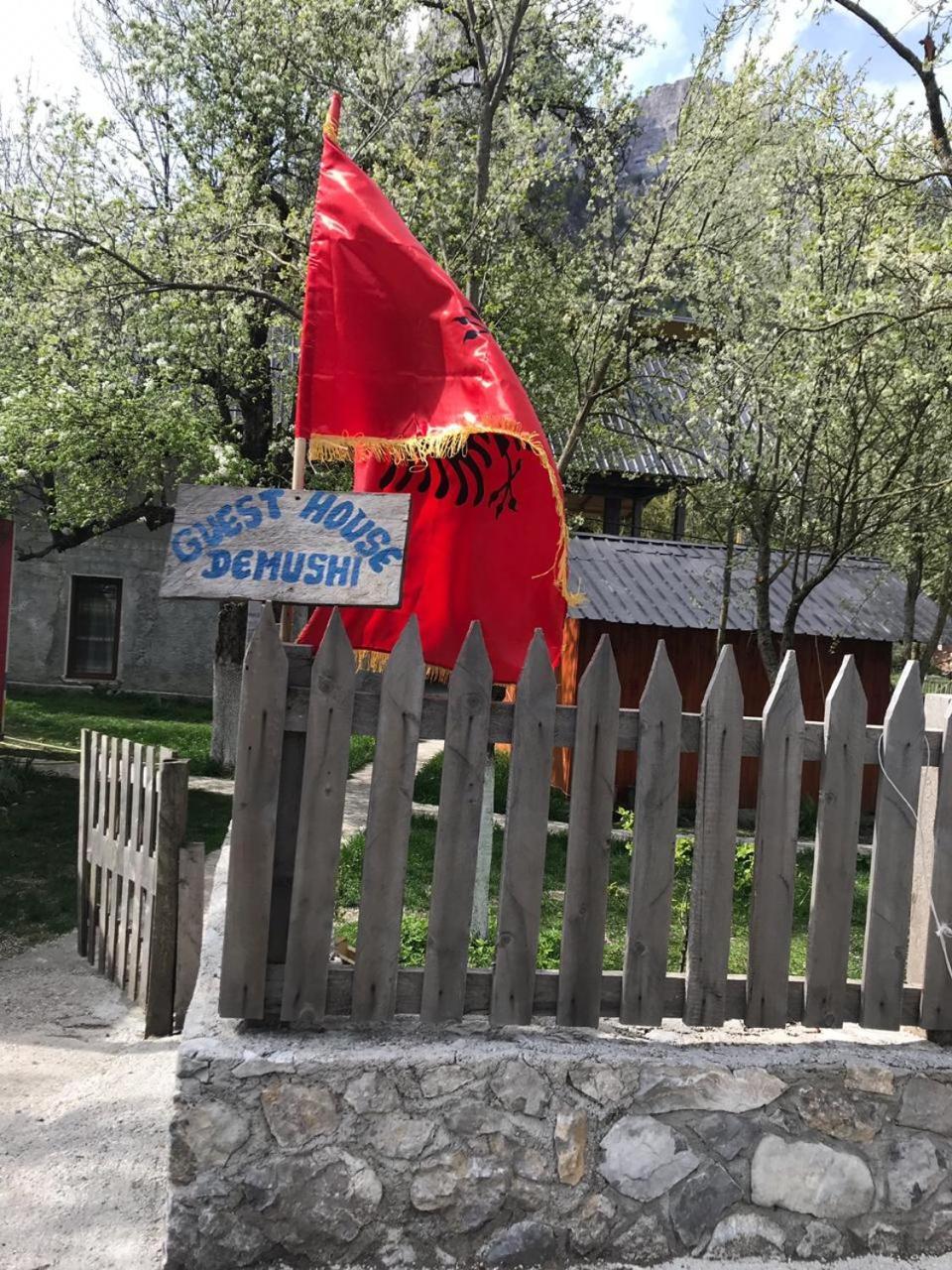 Guesthouse Demushi Valbona Kültér fotó